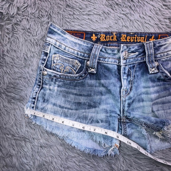 Rock Revival Jean Shorts Women's 27 Distressed Frayed Acid Wash‎ Cut Off Jorts - Picture 5 of 11